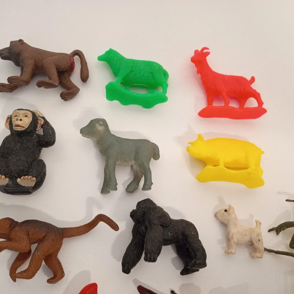 Lot of 30 Miniature Toy Plastic Animal Figures Insects, Farm, Safari Animals